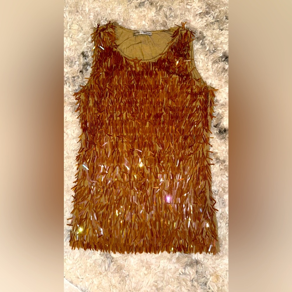 Italian brand “Ambre Babzoe” sequined top